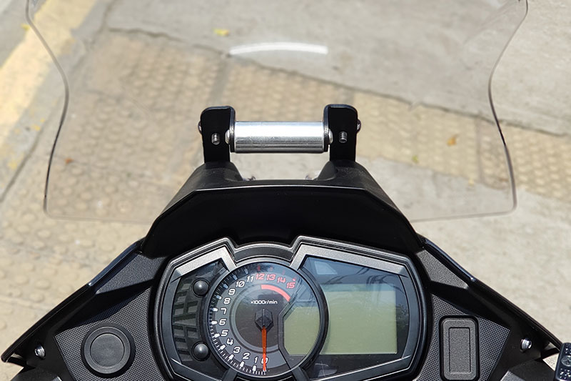BASE GPS VERSYS X - Imagen 3